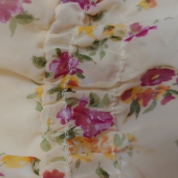 AE cropped tank - Picture 4 of 7